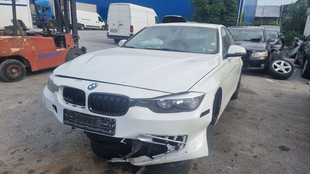 На части BMW 328i 320xi F30 biturbo 4х4 Ф30 БМВ  Xdrive Кожа Навигация