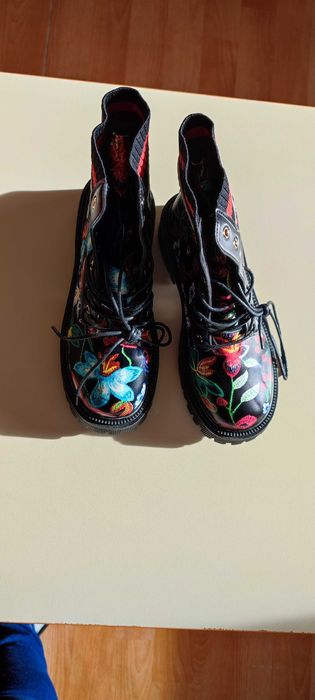 Дамски  зимни боти