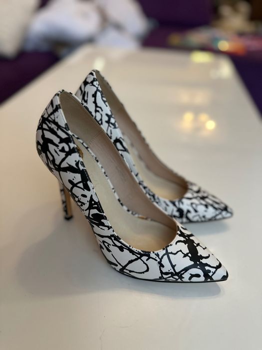 Обувки на висок ток BUFALLO