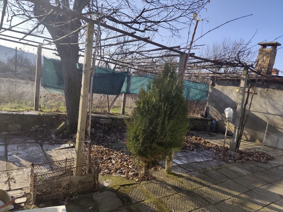 Продавам къща в общ Братя Даскалови