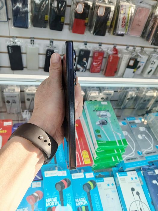 Poco M6pro 256 Gb срочно