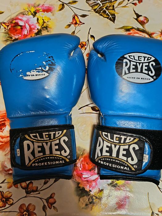 Mănuși profesionale