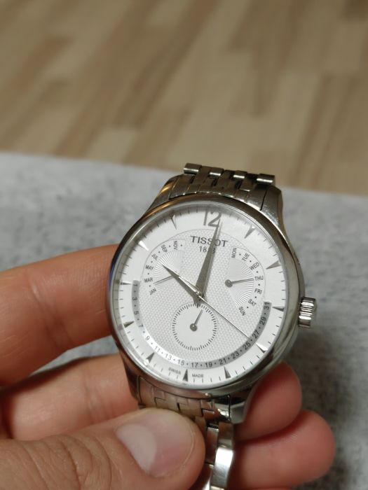 Tissot T063.637.11.037.00