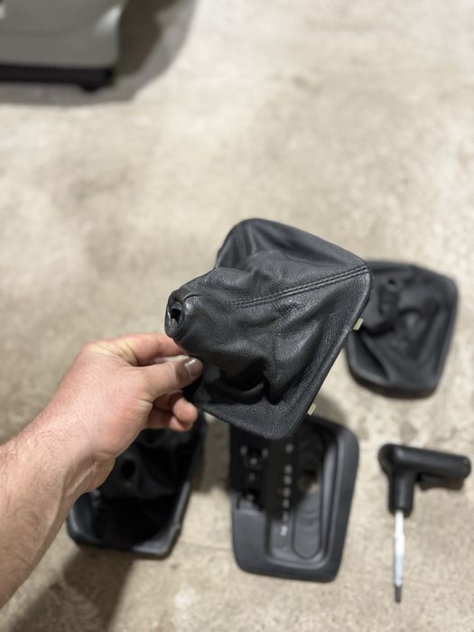 Кожух КПП и Планка АКПП на BMW e36