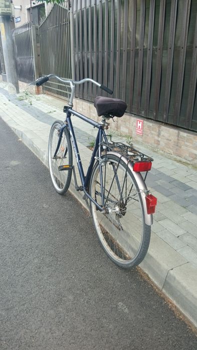 Vând sau dezmebrez biciclete