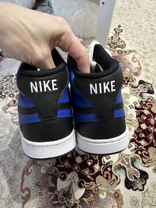 Продам кеды Nike мужские