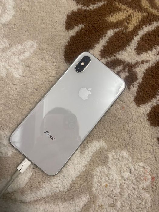 продам айфон х акб 70%