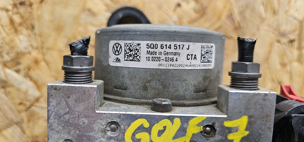 Pompă ABS cu distronic Golf 7 / Octavia 3 / Superb 3 / Tiguan 5Q061451