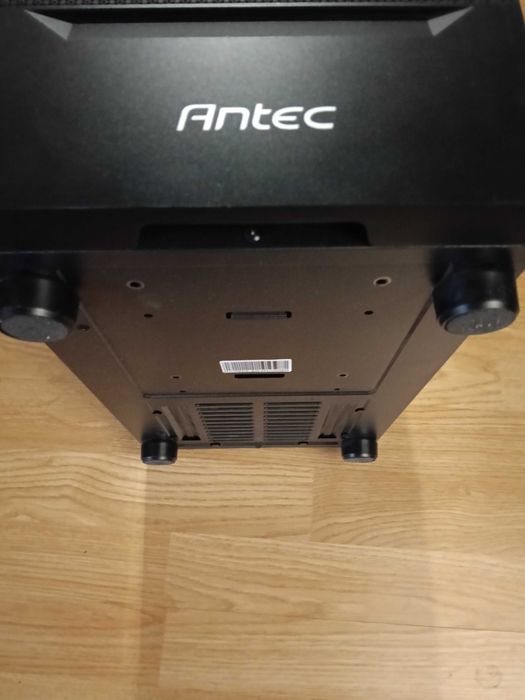 Gaming компютър AMD