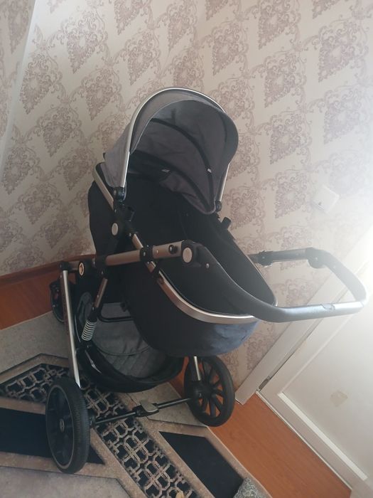 Продам коляску за 5тыс
