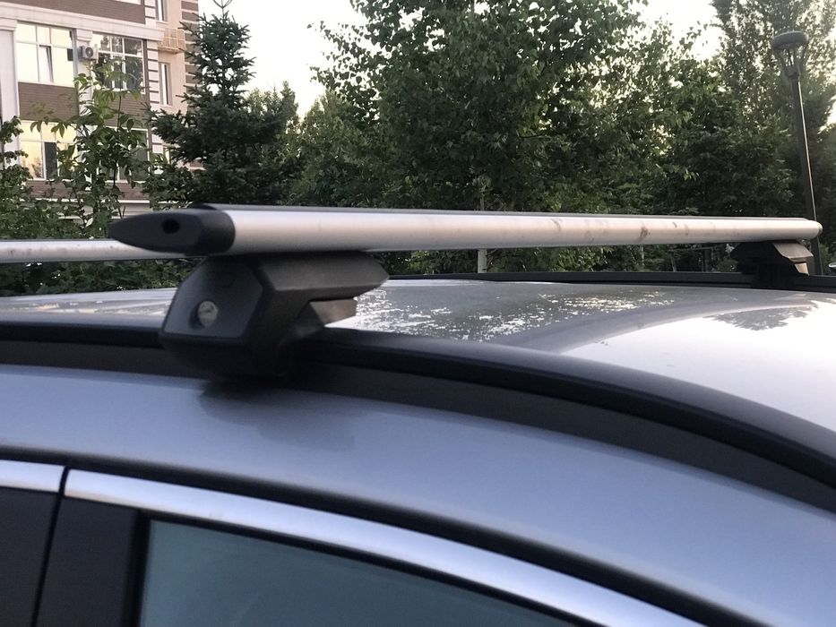 Продам поперечины универсальные