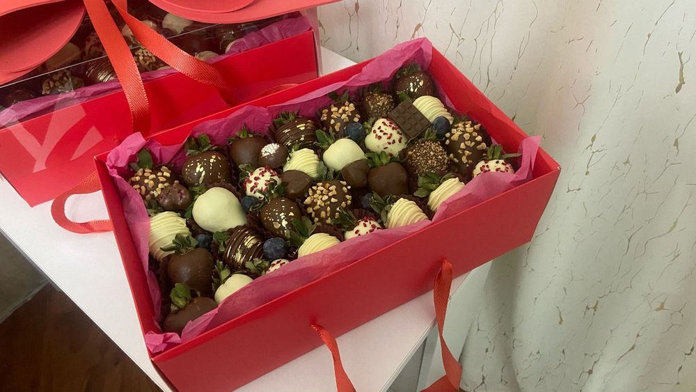 клубника в шоколаде