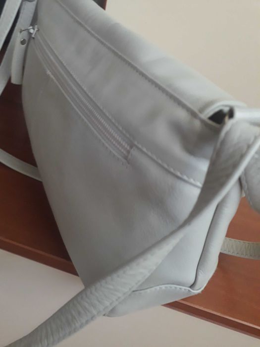 Geanta piele naturala de umar  ivoire