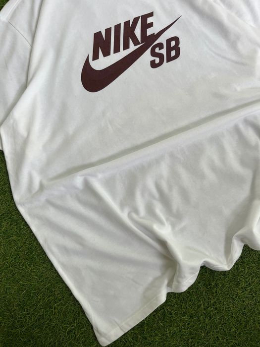 Мъжка блузка : Nike SB Logo Tee XL