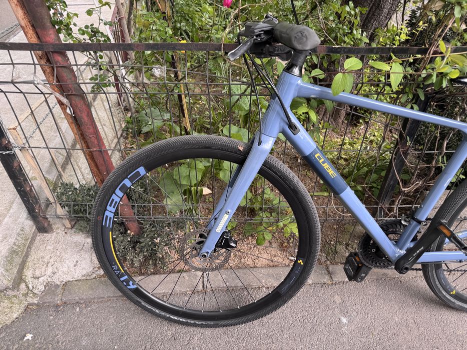 Bicicleta de oras Trekking Cube SL Road Race