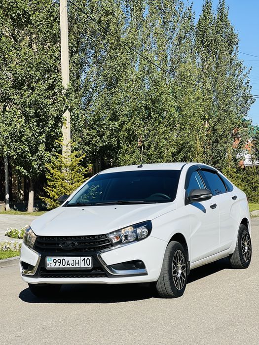 Lada Vesta 2020 года 1.6 Вариатор