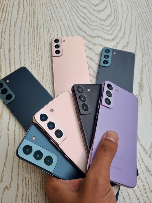 Samsung Galaxy S22 5G. Snapdragon 8/256 GB. Imeka o'tkan. Kafolat bor