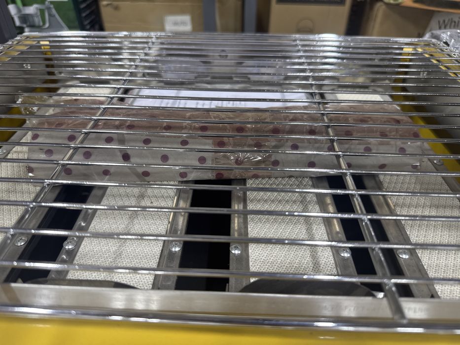 Mangal. Lava gril. Barbekiyu