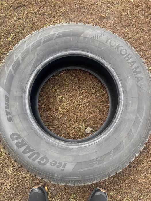 Резина Якогама 285/65 R 17