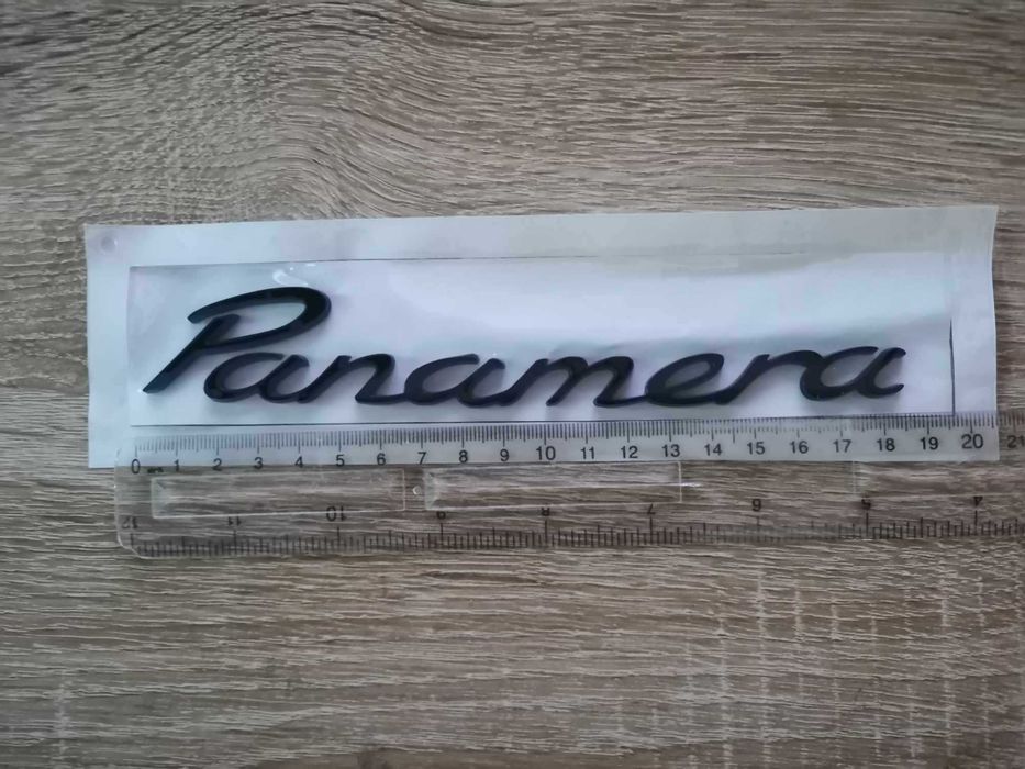 Порше Porsche Panamera черен надпис емблема