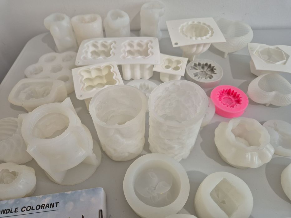Matrite din silicon pentru lumânări