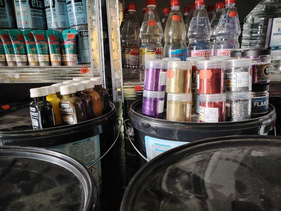 Articole pentru zugraveli si renovari