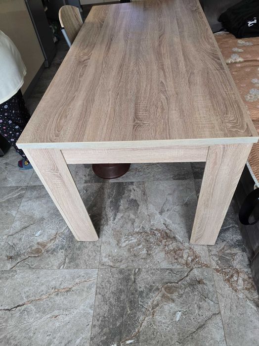 Кухненска маса комплект със 6 стола