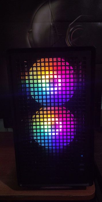 Игравой кейс срочна сотилади.