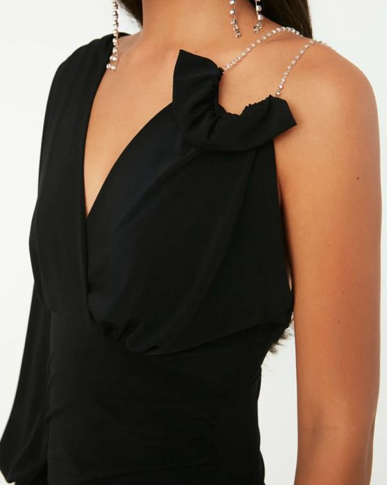 Мини коктейлна рокля