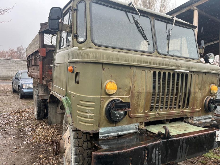 Газ 66 сатылады.