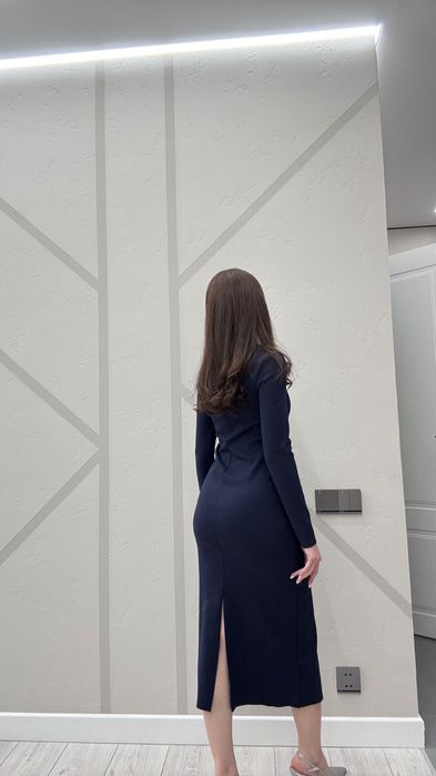 Платье Zara (7-10 к)