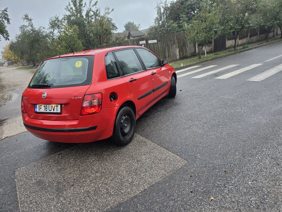 Fiat Stilo 2005 benzină, 905 € — imagine 3