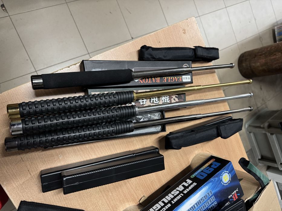 Стоменени палки за самоотбрана