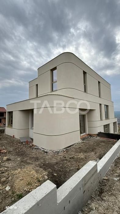 Duplex semifinisat de vanzare in Iris zona Voronet Cluj Napoca