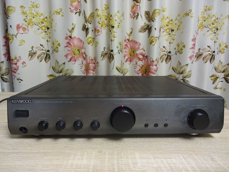 Amplificator Kenwood 2x55W