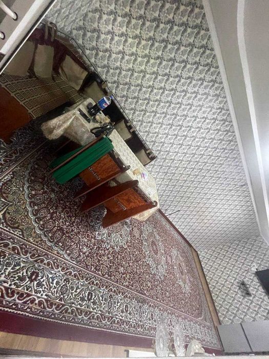 Ijaraga uy hovli beriladi