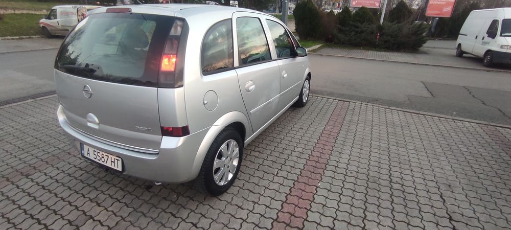 Опел Мерива 1.4б.
