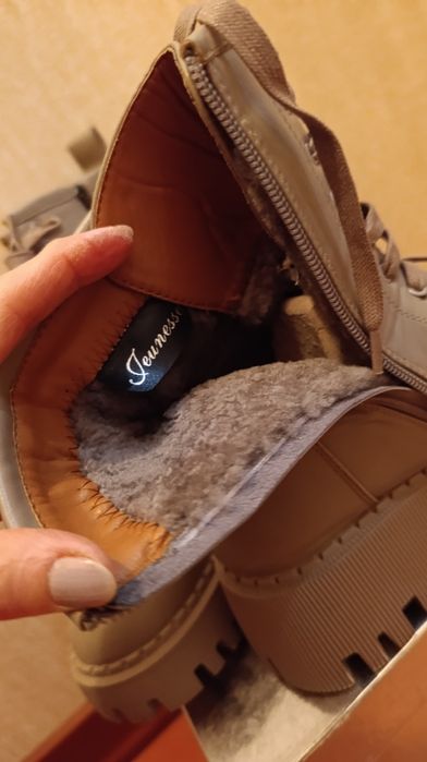 Женская  зимняя обувь