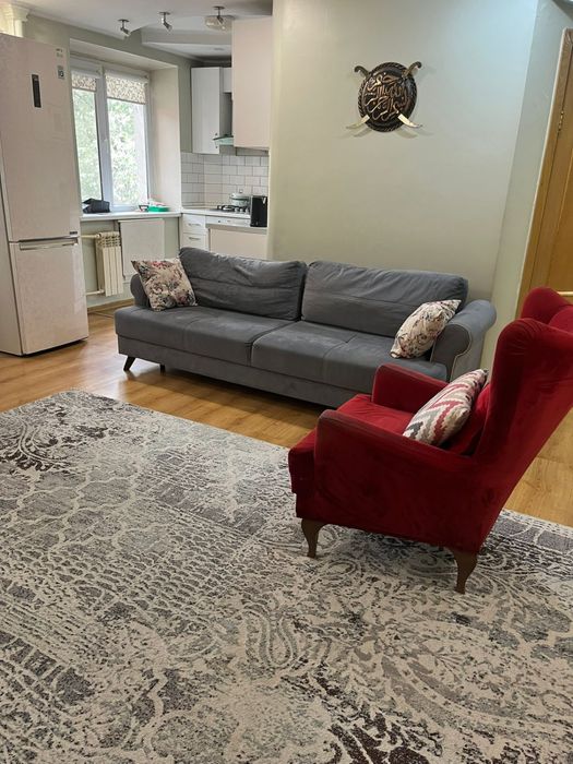 Продается квартира в центре Алматы