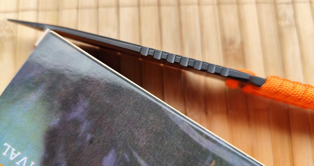 Туристически нож Paracord