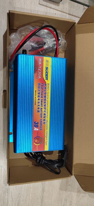 Импулсный зарядник акумуляторов