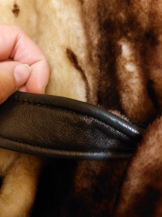 Продам шубу натуральный мутон