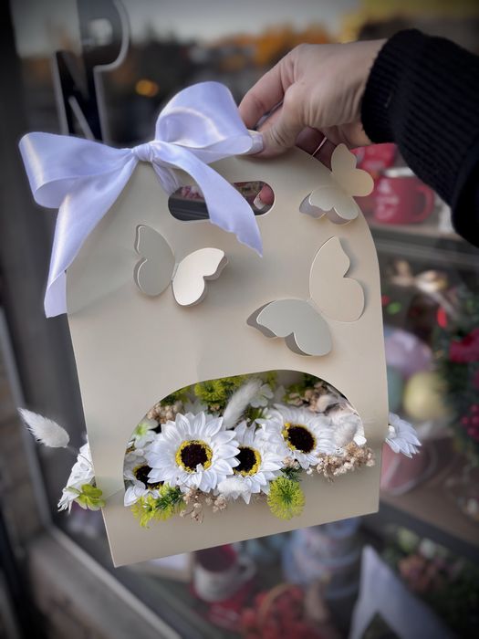 Налични аранжирани букети