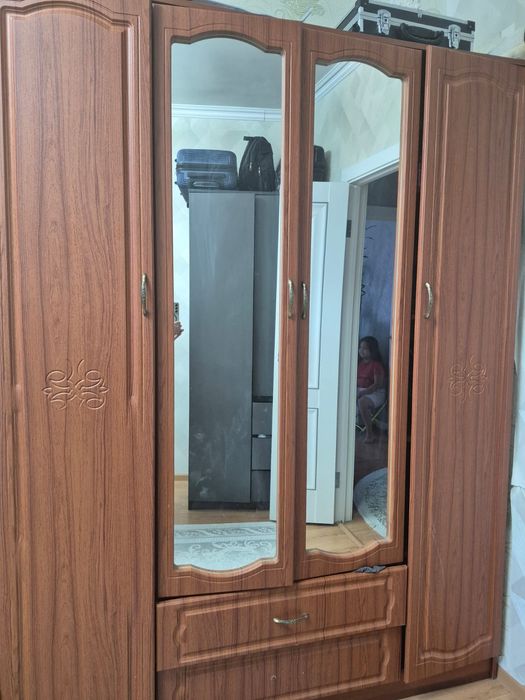 Спальный гарнитур за 60 тыс тг