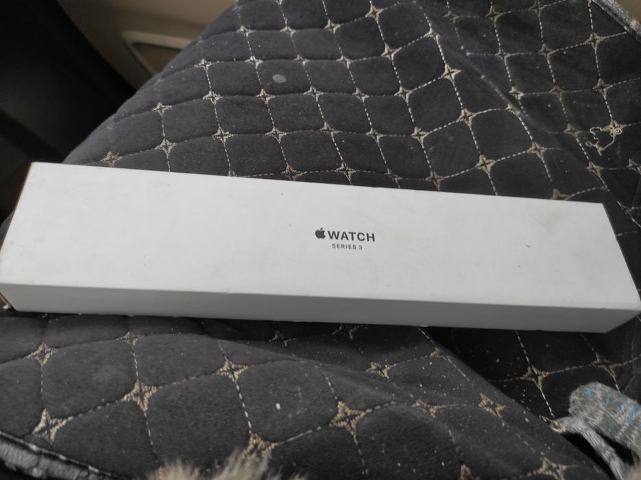 Продам айпл вотч