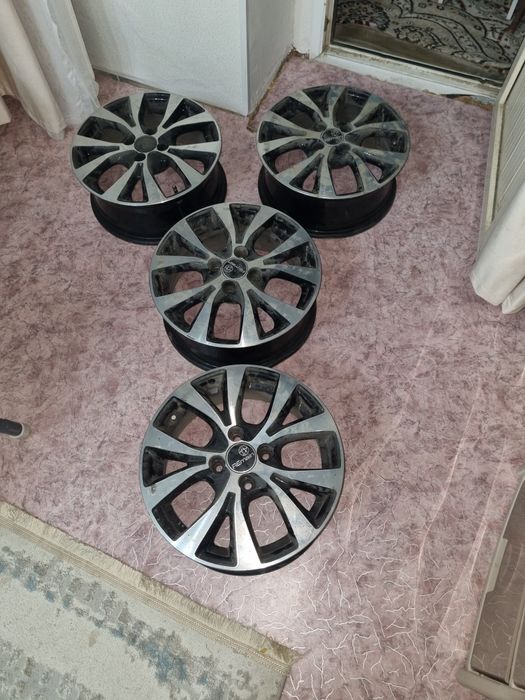 Диск на r15 на хундай акцент