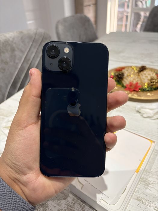 Iphone 13 foarte bun , pret negociabil