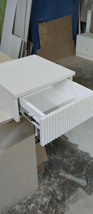 Консоль прикроватная