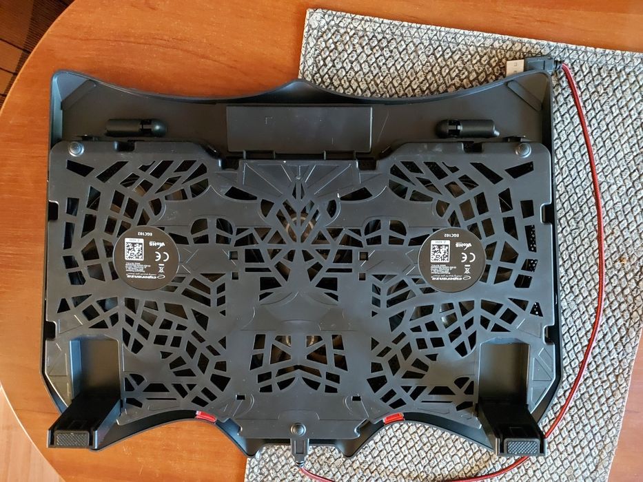 Охладители за лаптоп перфектно състояние