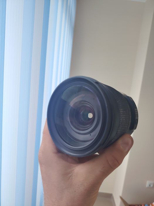 Продавам обектив Sigma 24-105mm f/4 Art